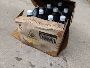 lot 75 image: Lot of (1) Case of Pro Honda GN4 4-Stroke Motorcycle Oil 32-oz. Bottles