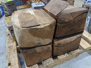 lot 82 image: Lot of (4) Cases of SC Johnson Professional Natural Power Wash 153.3-oz.