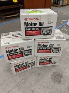 lot 126 image: Lot of (5) Cases of Toyota Motor Oil SAE 5W-20 1-qt. Bottles