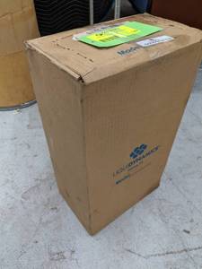 lot 129 image: Lot of (1) Case of LiquiDynamics 560008V-12