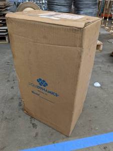 lot 141 image: Lot of (1) Case of LiquiDynamics 560008V-12