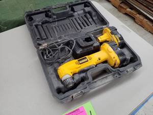lot 27 image: DeWalt 38in. VSR Cordless 18VDC Right Angle DrillDriver DW960 with Case