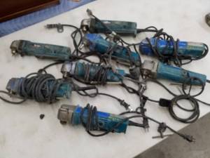 lot 117 image: Lot of (8) Makita Right Angle Drill