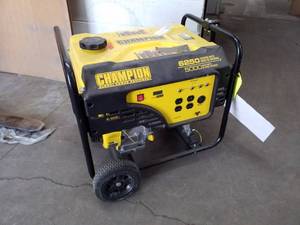 lot 3 image: Champion Generator 6250 - Needs Repair