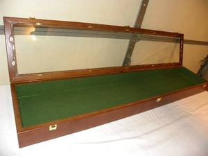lot 6 image: Sportsman 242