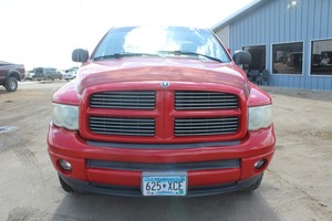 lot 5364 image: 2002 Dodge Ram 1500 Laramie Crew Cab 4x4