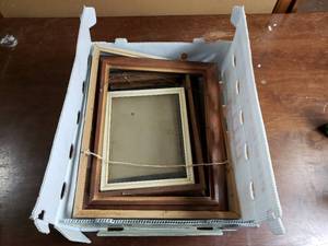 lot 22 image: Picture and Photo Frames
