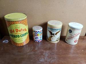 lot 45 image: Vintage Tin Containers, Old Dutch, Pillsbury, M&M, Cracker Jack