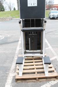 lot 18 image: Life Fitness Exerciser Machine