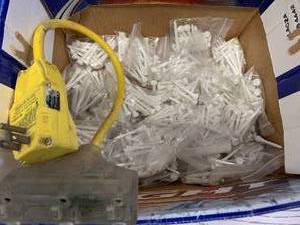 3ft Triple Tap Plug & Huge Lot of Golf Tees