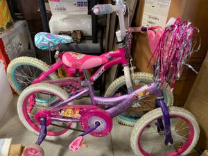 Lot of 2 Girls Bikes (one on training wheels)