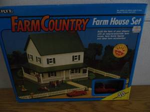 lot 5 image: Ertl Farm Country