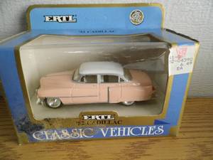 lot 47 image: Ertl Classic Vehicles