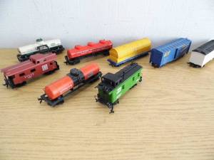 lot 86 image: Train Cars