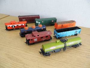 lot 88 image: Train Cars
