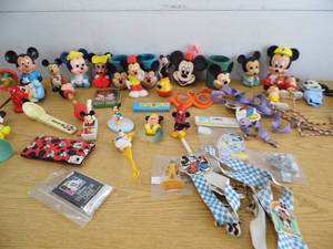lot 107 image: Mini Toys