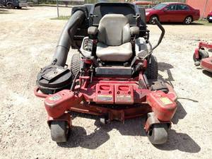 lot 7 image: Exmark  LZX801KA606SS Zero Turn Mow...