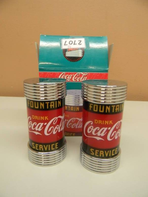 VINTAGE COCA-COLA DINER FOUNTAIN SERVICE COLLECTION SALT & PEPPER SHAKERS -  NEW IN BOX! - SEE PICTURES! | MAN CAVE DEALER LIFELONG COLLECTION OF SALT  PEPPER SHAKERS & MORE! - PLEASE SEE