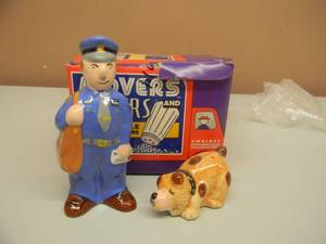 lot 18 image: VINTAGE OMNIBUS MAILMAN & DOG SALT & PEPPER SHAKER - NEW IN BOX - SEE PICTURES