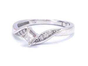 Inspired Diamond Estate Ring in White Gold