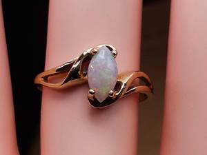 Colorful Opal Estate Ring in Yellow Gold