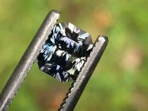 Stunning 1.6 Carat Natural Color Changing Sapphire VIDEOS - $2400