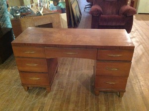 lot 69 image: Dresser with Mirror