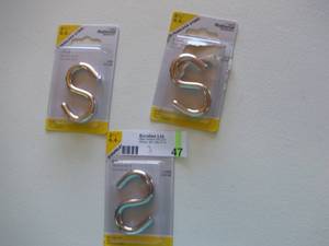 lot 47 image: National Hardware S-Hook N197202 (Qty 3)-Not used