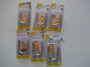 lot 29 image: National Hardware 1 Count 1.375-in W x 2.23-in L x 516-in Dia Stainless Steel U-Bolt N422580 (Qty 6)-Not used