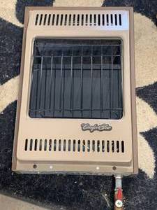 lot 44 image: Comfort Glow Propane Heater