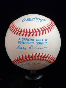 lot 25 image: Tony Oliva Autographed Ball