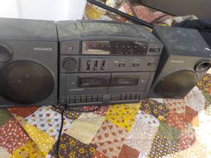 Magnavox...