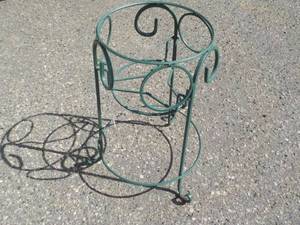 Metal Plant Stand 22 tall...