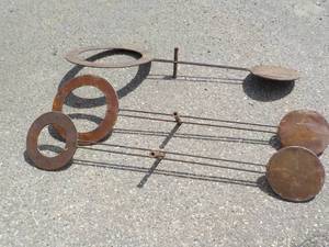 3 Metal pieces for outdoor dcor...