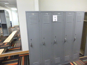 Set of 5 Lockers