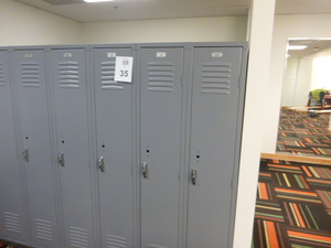 Set of 5 Lockers