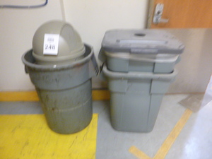 4 Garbage Cans