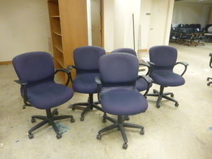 5 Purple Rolling Office Chairs