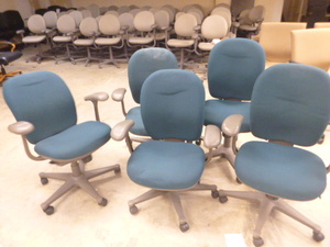 5 Green Rolling Office Chairs