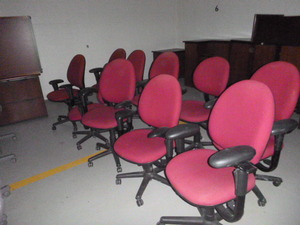 10 Red Rolling Office Chairs