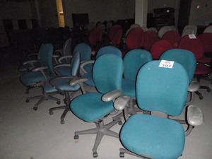 10 Teal Rolling Office Chairs