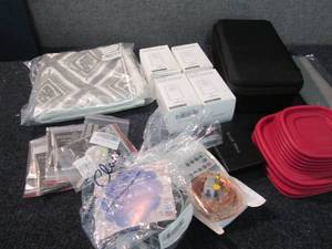lot 148 image: Pillow Covers, Ring Adjusters, Cook...