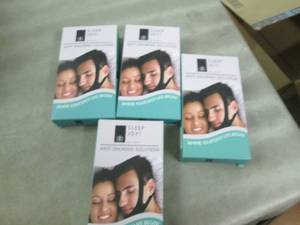 lot 184 image: 4 Sleep Joy Antti Snoring Masks W3...