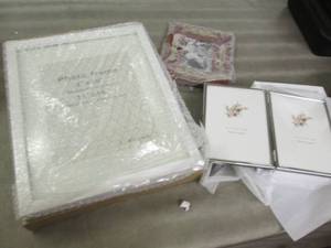 lot 187 image: 4 Assorted Photo Frames W3...