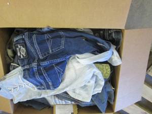lot 194 image: Large Lot NWT Girls Jeans Size 10...