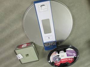 lot 235 image: Square Plain Nylon Cutter Set Retai...