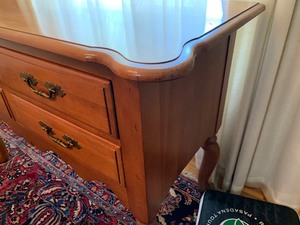 lot 3 image: Cherry Buffet Server