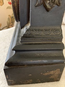lot 15 image: Cast Iron Statue Clock