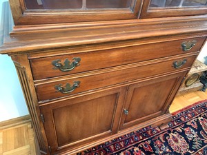 lot 20 image: Petite Display Cabinet
