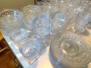 lot 21 image: Lot of Cape Cod Glassware